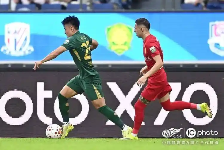 CBA联赛：青岛国信海天 VS 北京首钢